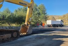 Imagen del Camino de Altas Cumbres con trabajos de protección en curso