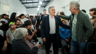 Gobernador Llaryora en gira por el departamento Pocho