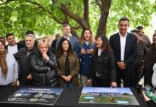 Imagen del acto de inicio de la construcción del polideportivo social de barrio La Esperanza