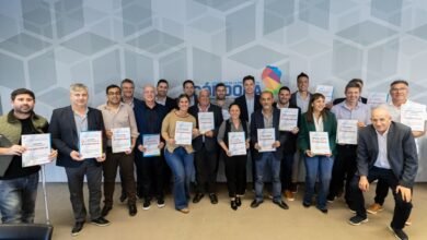 Imagen de la firma del convenio para la ejecución de redes de gas en Córdoba