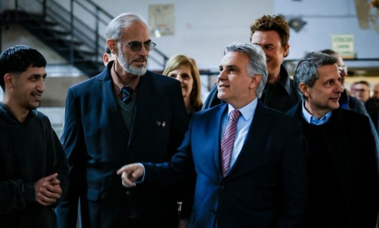 Gobernador de Córdoba, Martín Llaryora, hablando sobre la importancia de la educación pública