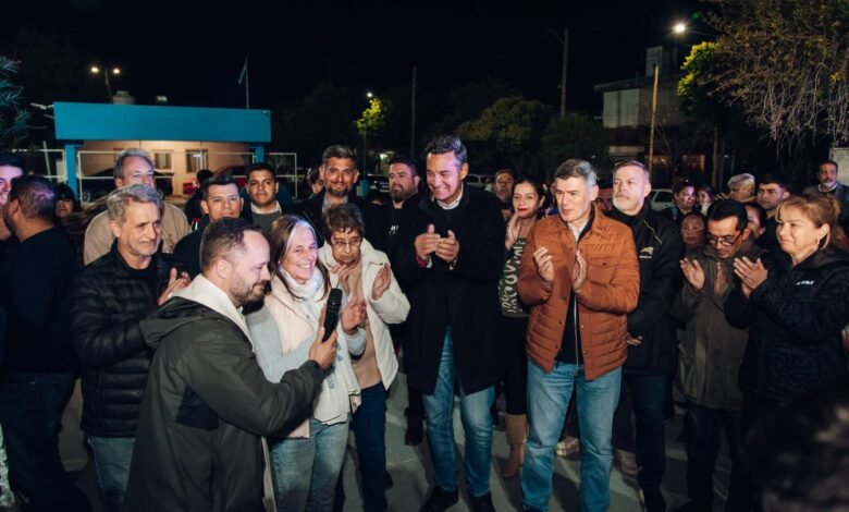 Imagen de la plaza de barrio Obispo Enrique Angelelli después de su renovación