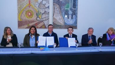 Firma del convenio para el Programa PUEDE