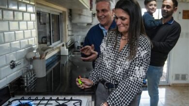 Gobernador Llaryora en gira por Juárez Celman