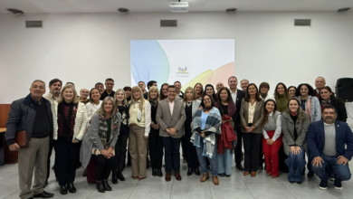 Funcionarios provinciales en una reunión para discutir la agenda interministerial de educación y desarrollo productivo