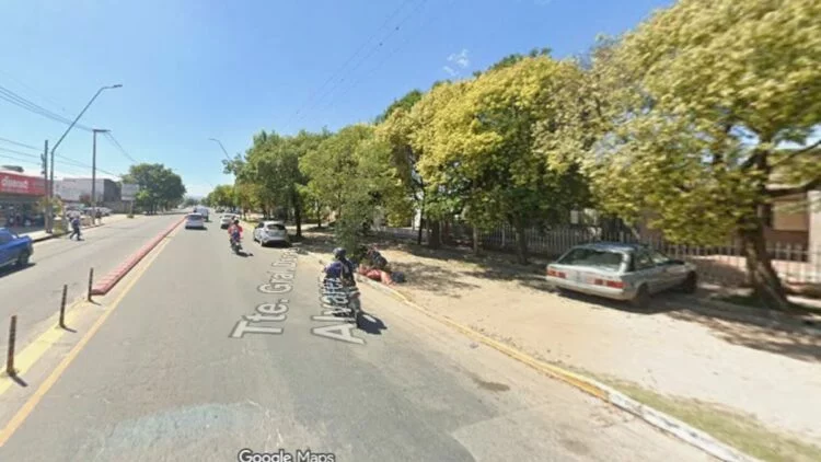 Tráfico en la ciudad de Córdoba con obras de construcción