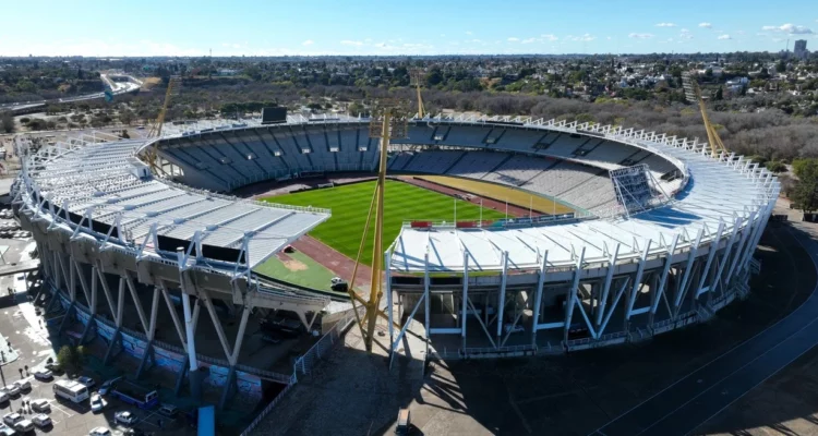 Estadio Mario Alberto Kempes con controles de seguridad
