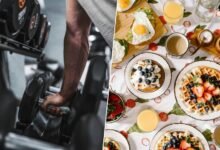 Imagen de un desayuno saludable con frutas y granola