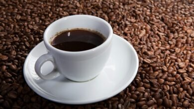 Taza de café con vapor