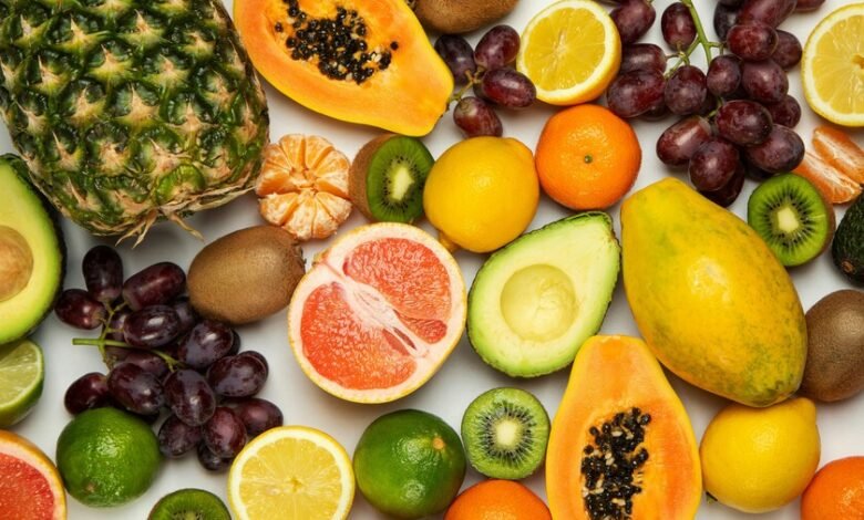 Frutas y verduras frescas en un mercado