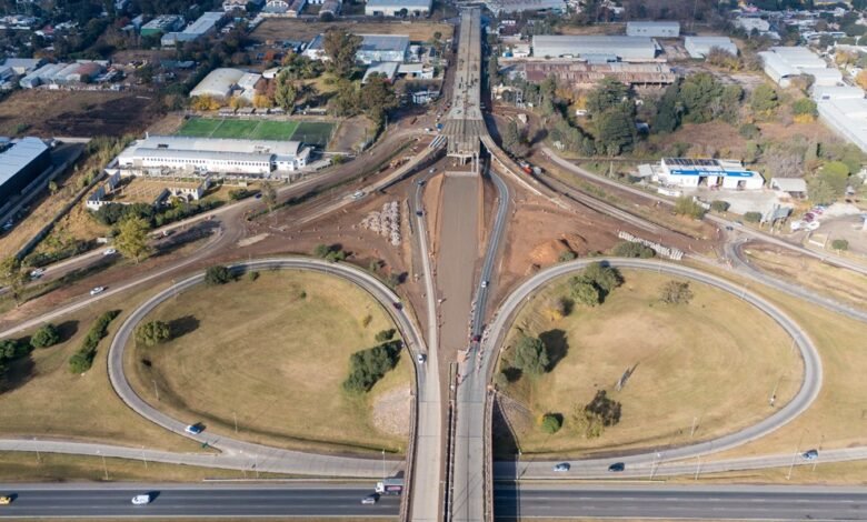 Imagen de la obra del altonivel en la avenida Vélez Sarsfield