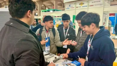 Estudiantes de Córdoba visitan la Bienal Metalmecánica 2026