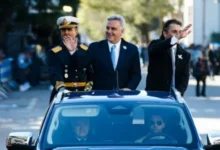 Llaryora encabezando el acto provincial por el Día de la Bandera en Bell Ville