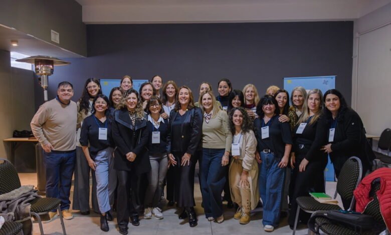 Emprendedores cordobeses participando en un taller de oratoria