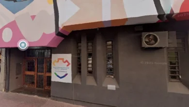 Imagen de la bandera de Venezuela y la Cruz Roja Argentina
