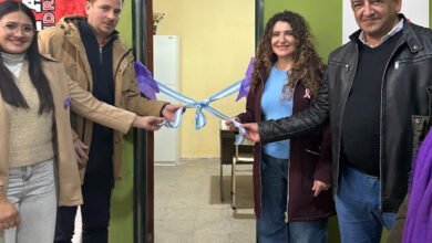 Inauguración de un Punto Mujer en Córdoba, con autoridades y mujeres de la comunidad.