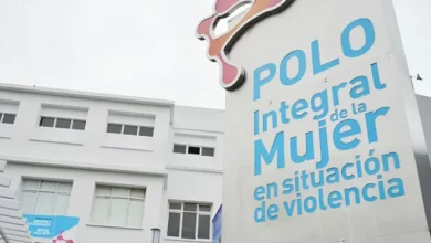 Trabajadoras del Polo de la Mujer en Córdoba protestando contra el monotributo