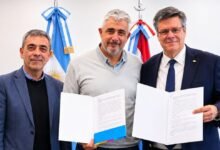 Firma del convenio entre el Gobierno de Córdoba y el Laboratorio Productos Roche