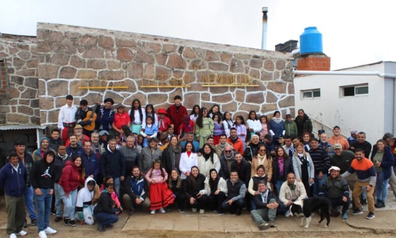 Estudiantes de la Escuela Albergue Ceferino Namuncurá en la Pampa de Achala