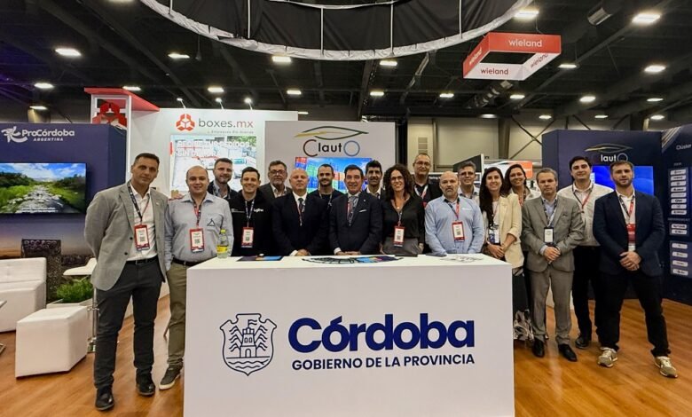 Imagen de la delegación cordobesa en la Feria Proveedor Automotriz de México