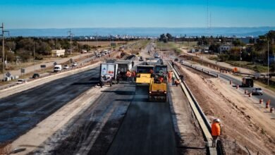 Imagen del altonivel en construcción sobre la Ruta Nacional 19 en Malvinas Argentinas