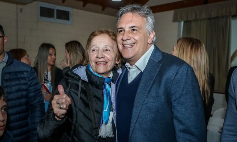 Gobernador Llaryora en recorrida por General San Martín
