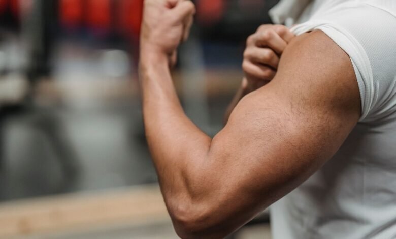 Gráfico que muestra la disminución de los niveles de testosterona en los hombres