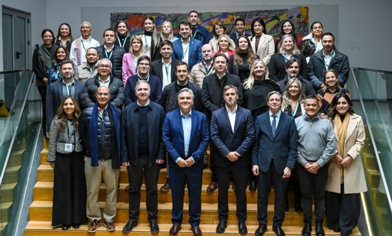 Ministros y secretarios de Educación de América Latina en la VI Experiencia en Foco de la Comunidad Araucaria