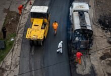 Imagen de la obra de asfaltado en el acceso a la Escuela de Suboficiales