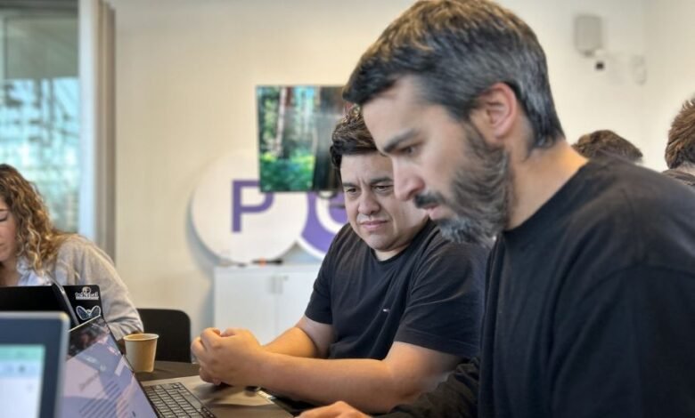 Imagen de una reunión de empresarios y expertos en Inteligencia Artificial en Córdoba