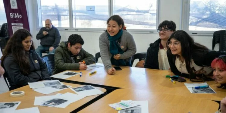 Parques Educativos Córdoba, jóvenes estudiantes, orientación vocacional