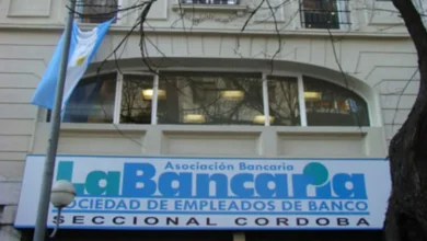 Protesta de La Bancaria Cordobesa frente al Banco de Córdoba