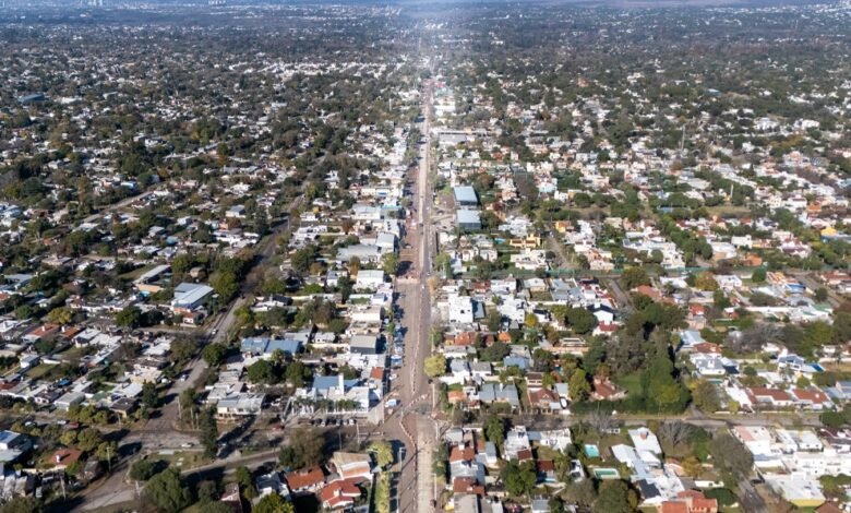 Imagen de la avenida Bodereau con señales de desvío