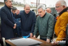 El gobernador Llaryora recorre el barrio Villa Unión para supervisar el avance de las obras