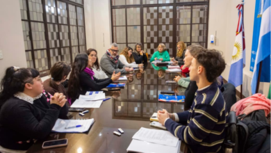 Reunión de trabajo entre miembros de las Coordinaciones Locales de Educación