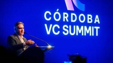 Foto de emprendedores trabajando en una oficina compartida en Córdoba