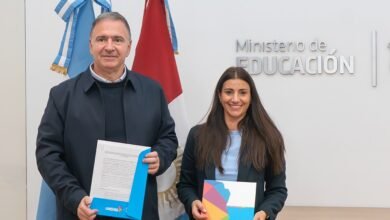 Firma del convenio entre el Ministerio de Educación y el Foro Productivo de la Zona Norte