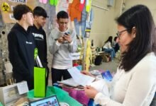 Imagen de estudiantes trabajando en proyectos de ciencia y tecnología