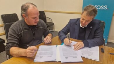 Firma del convenio entre APROSS y OSEF para cobertura recíproca de salud