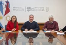 Firma del convenio entre los ministerios de Educación y Salud