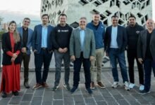 Llaryora recibe a emprendedores cordobeses en el Centro Cívico del Bicentenario