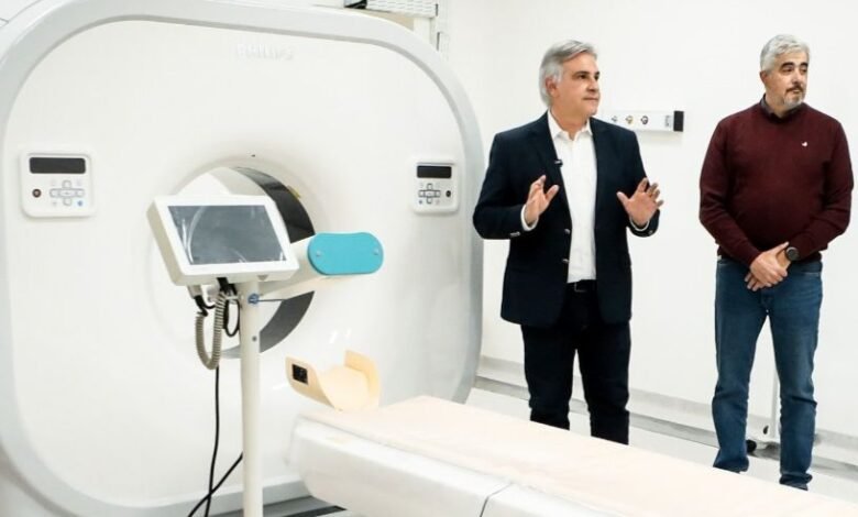 El gobernador Llaryora en la obra del Hospital Regional Huinca Renancó