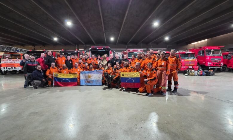 Miembros de la Brigada USAR ARG-10 regresando a Córdoba