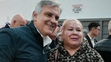 Inauguración de la urbanización de Las Latitas con autoridades presentes