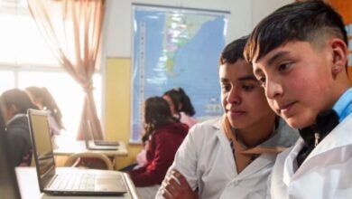 Estudiantes de Córdoba trabajando en un proyecto de matemáticas
