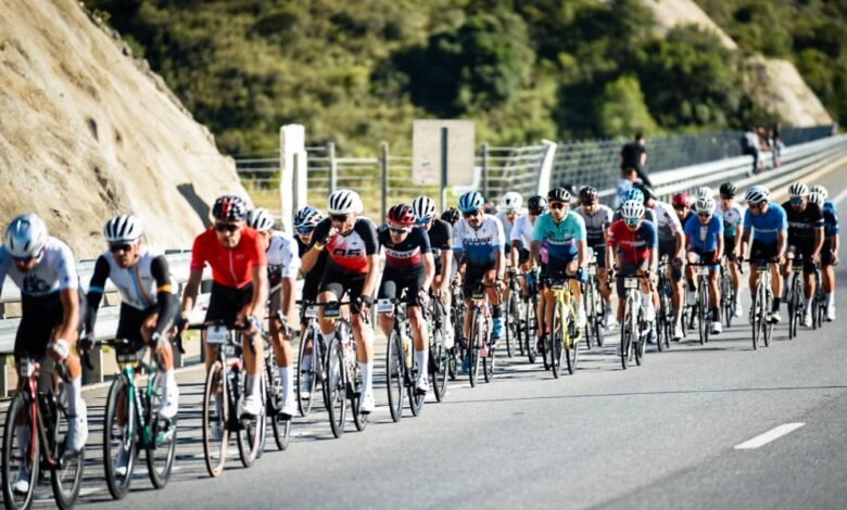 Imagen de ciclistas participando en L'Étape Argentina