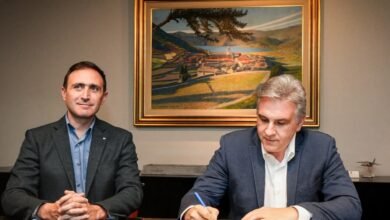 Imagen de la promulgación de la Ley Antibúnker y Antiaguantaderos en Córdoba