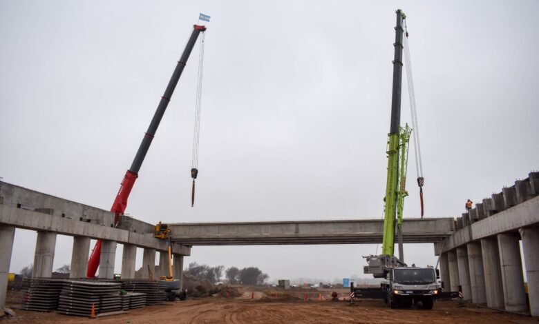 Imagen del montaje del tercer puente en la Circunvalación de Río Cuarto
