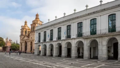 Imagen de un cielo gris sobre la ciudad de Córdoba