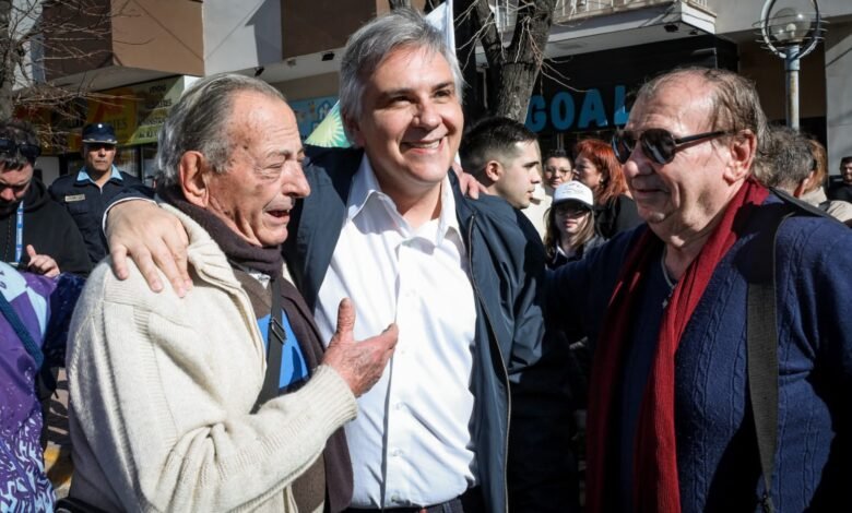 Inauguración de la renovación del acueducto principal y la repavimentación de la avenida Cárcano en Villa Carlos Paz